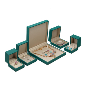 Custom High End Cardbord Packaging